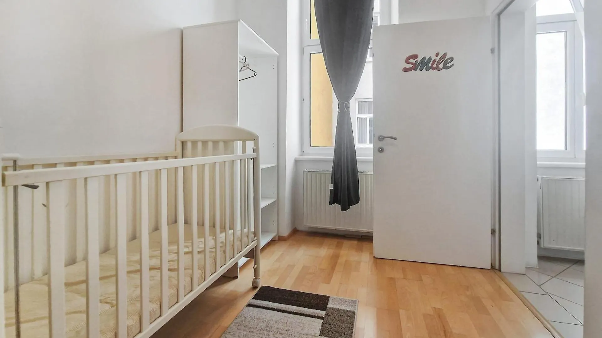 Apartment Three-Bedroom Delight, King-Size Beds Vienna