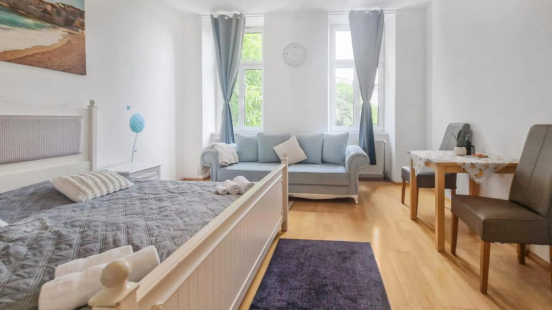 Apartment Three-Bedroom Delight, King-Size Beds Vienna