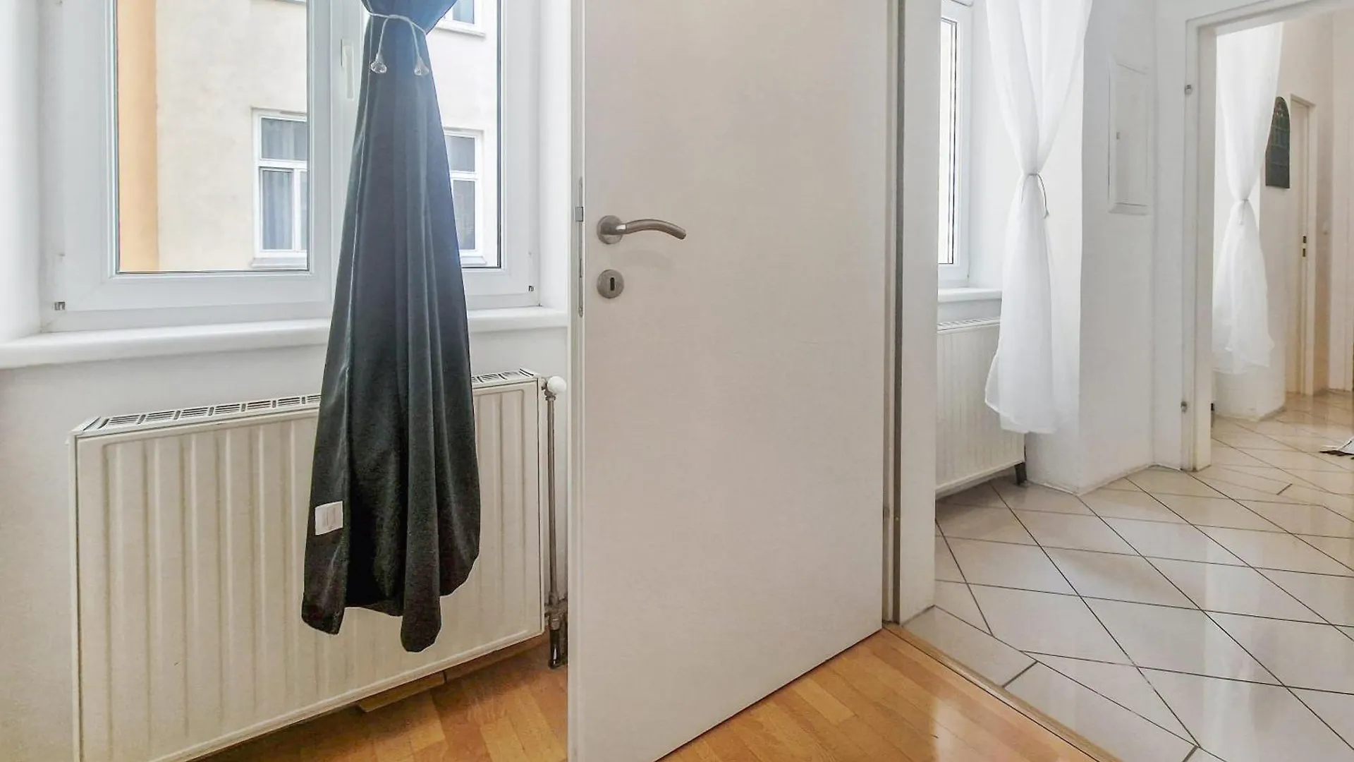 Apartment Three-Bedroom Delight, King-Size Beds Vienna