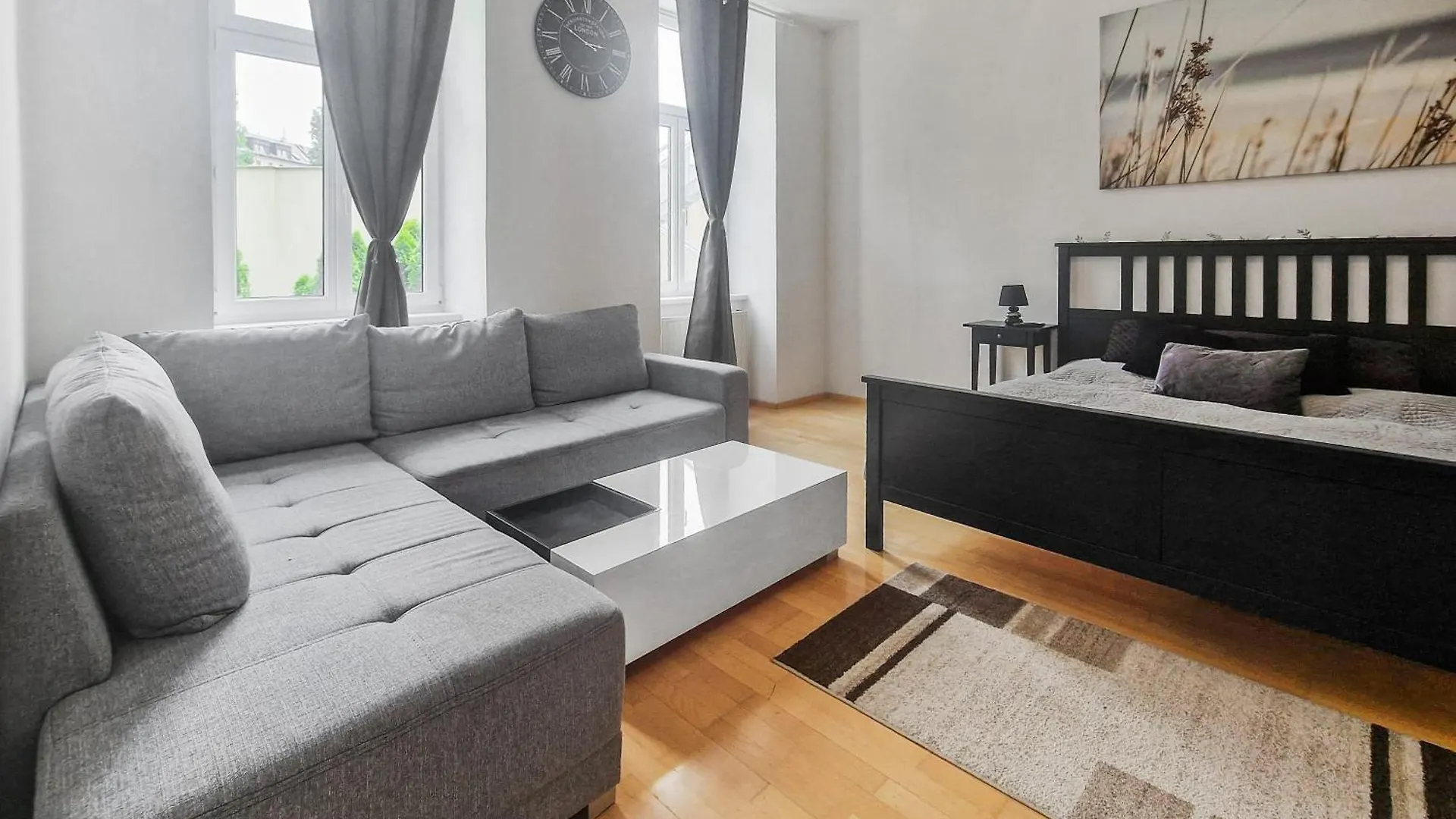 Three-Bedroom Delight, King-Size Beds Vienna Apartment