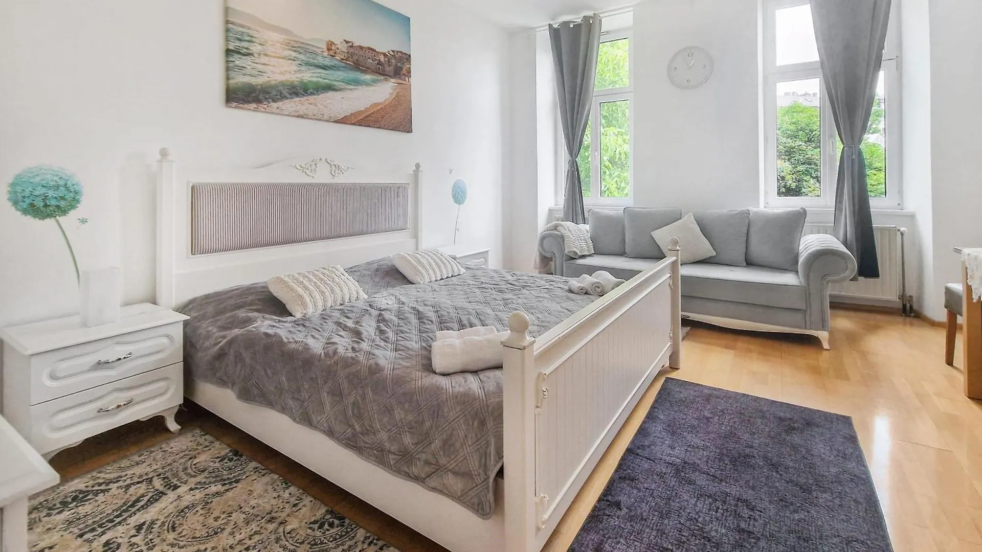 Three-Bedroom Delight, King-Size Beds Vienna 0*,