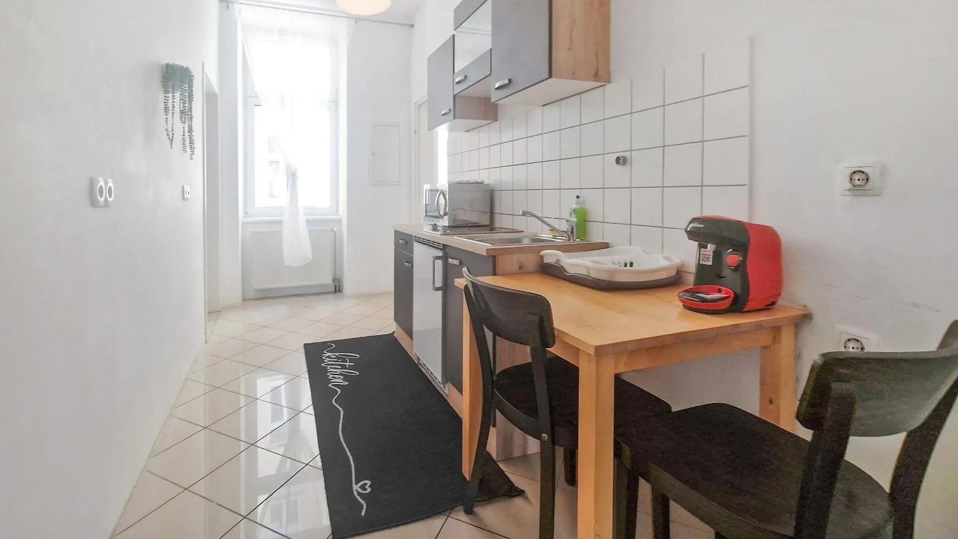 Three-Bedroom Delight, King-Size Beds Vienna