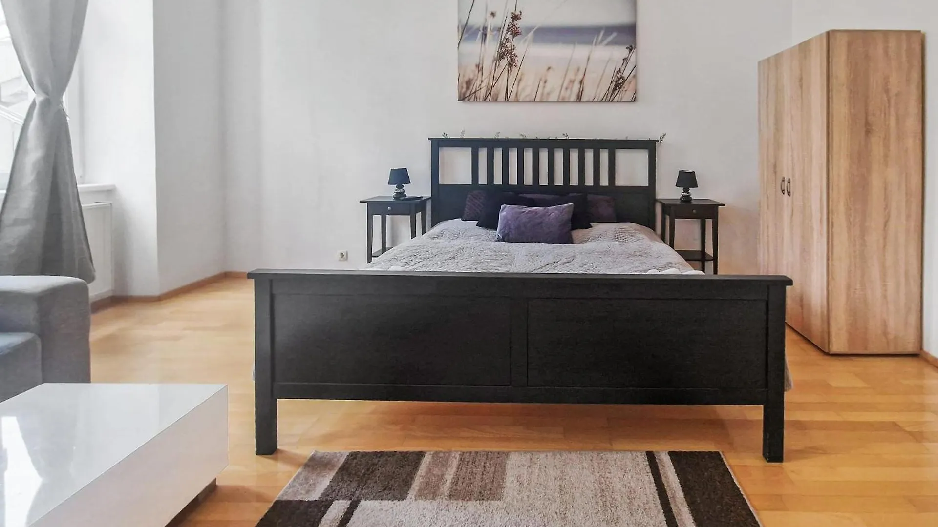 Three-Bedroom Delight, King-Size Beds Vienna 0*,  Austria