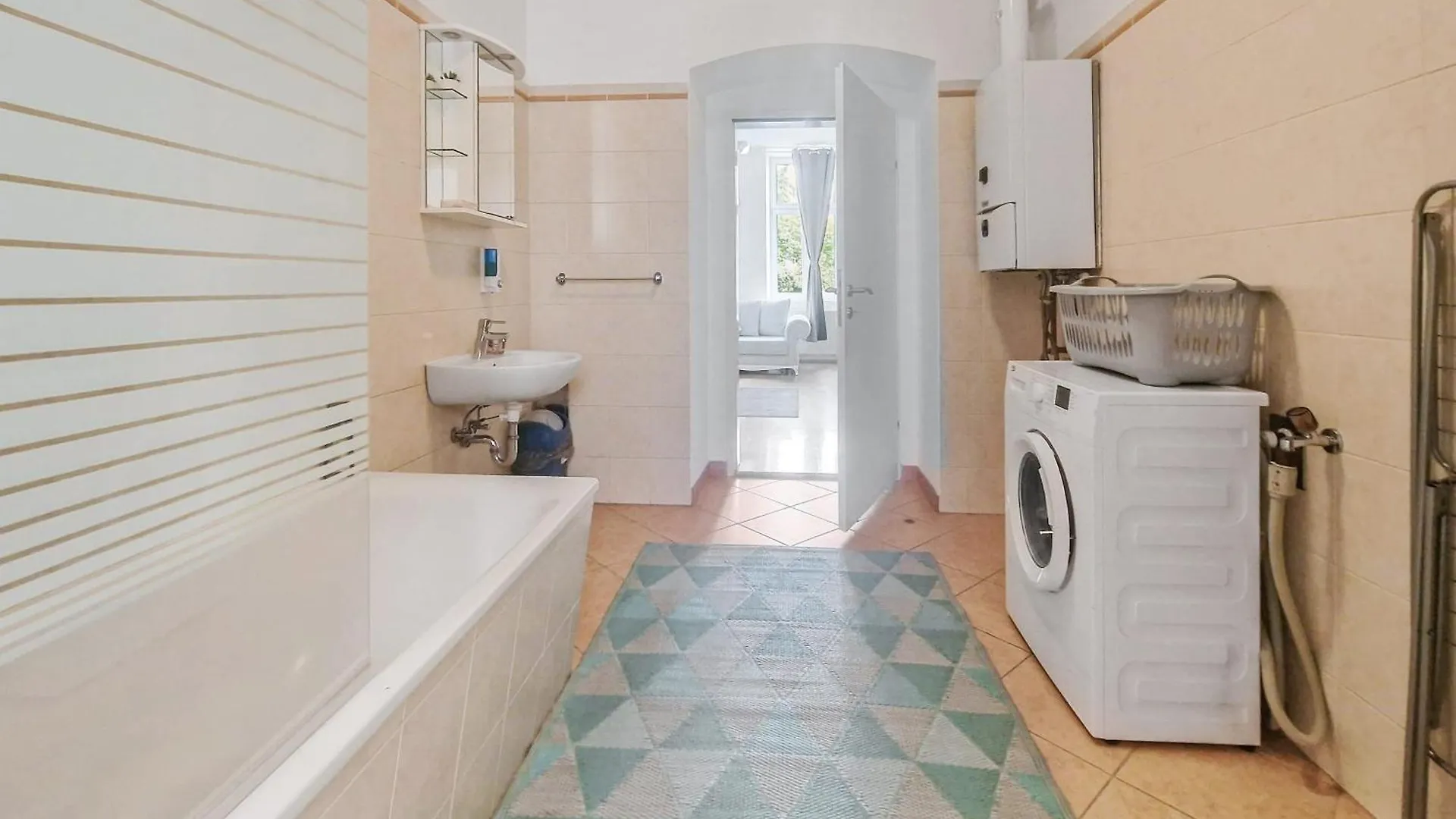 Three-Bedroom Delight, King-Size Beds Вена 0*,  Австрия