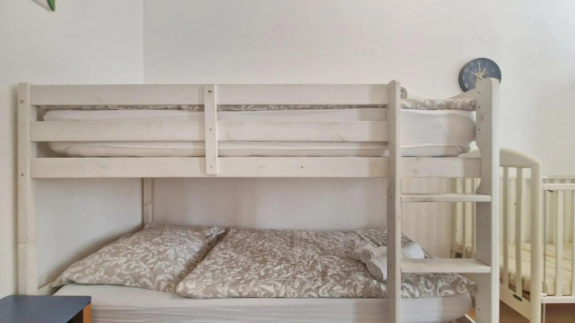 Three-Bedroom Delight, King-Size Beds Вена