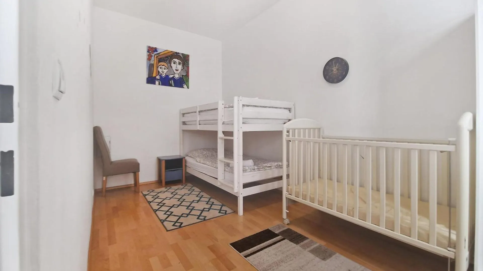 Апартаменты Three-Bedroom Delight, King-Size Beds Вена