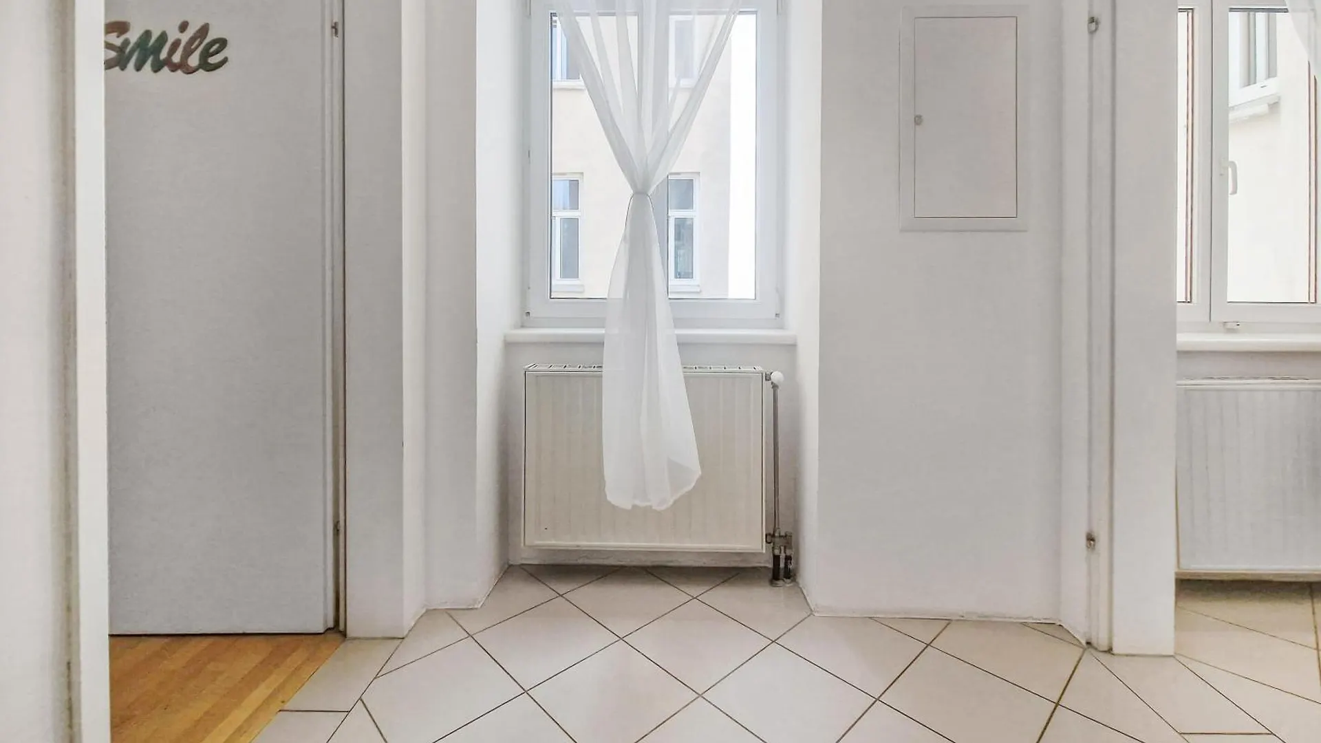 Three-Bedroom Delight, King-Size Beds Вена 0*,  Австрия
